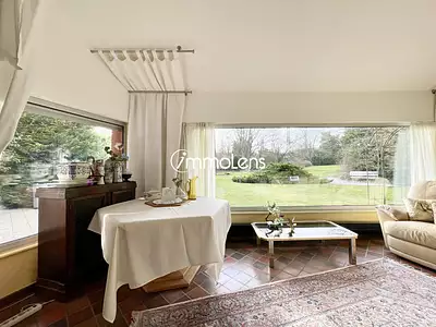 Maison, 319 m²
