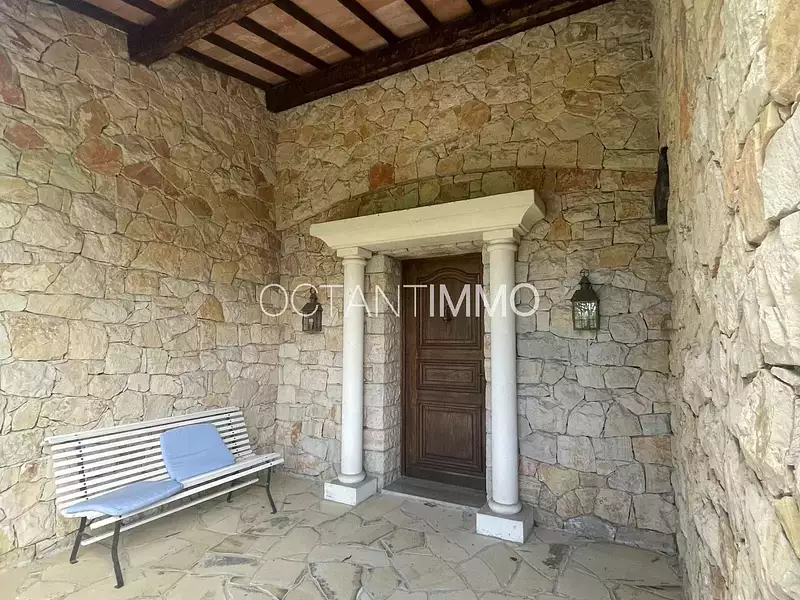 Maison, 260 m²