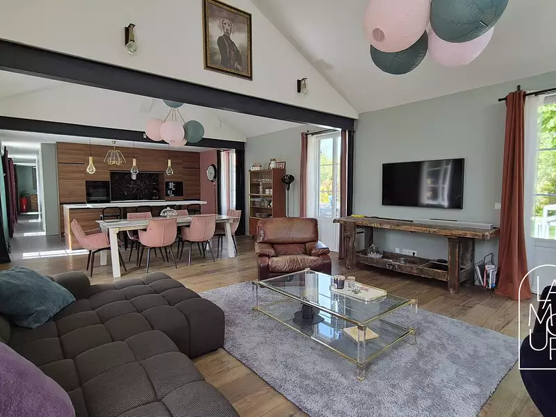 Maison, 223 m²