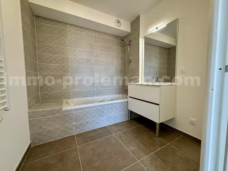 Appartement, 100,6 m²