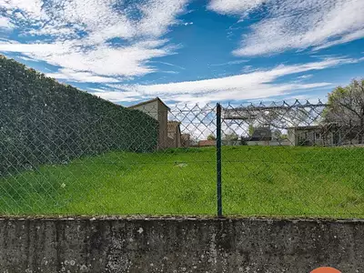 Terrain, 852 m²
