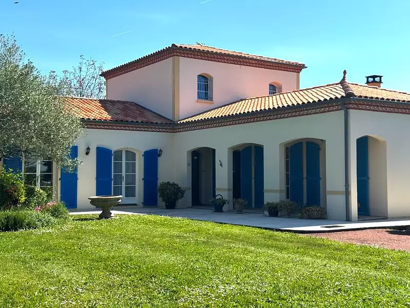 Maison, 203 m²
