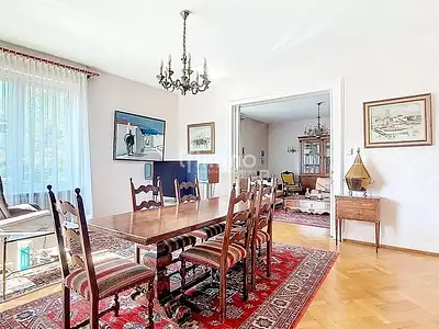 Maison, 277 m²