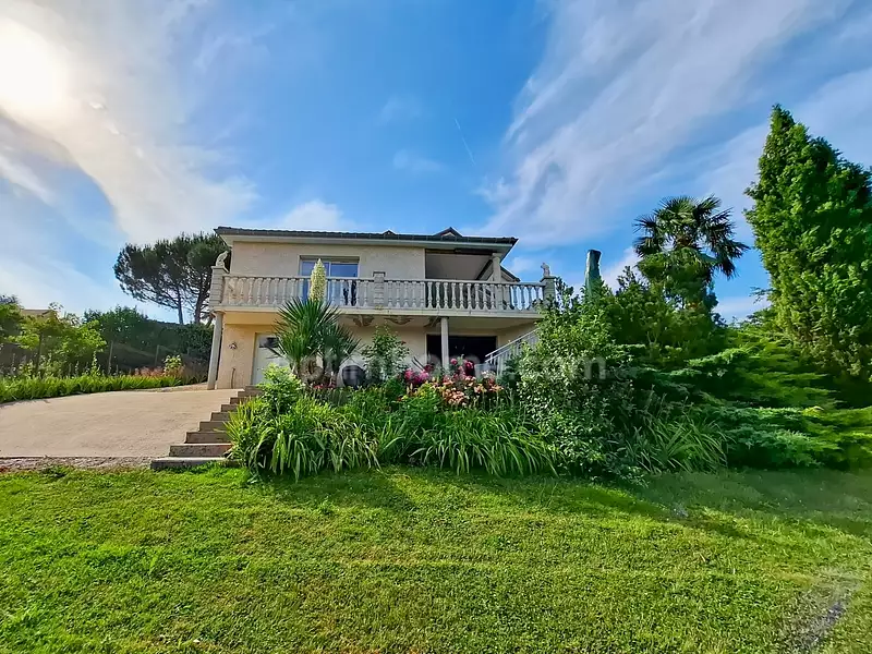 Maison, 190 m²