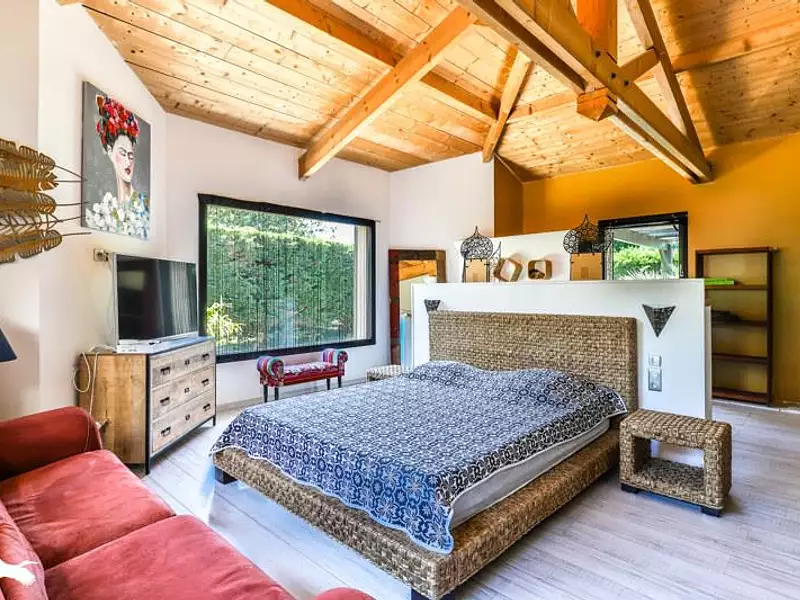 Maison, 400 m²