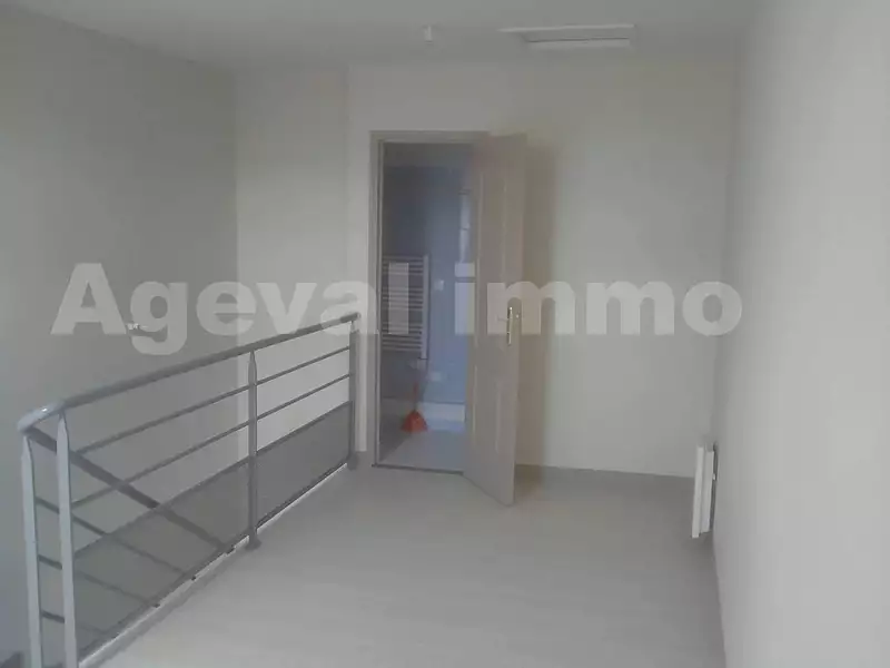 Immeuble, 675 m²