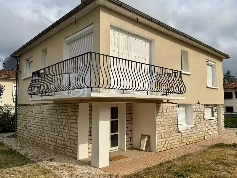 Maison, 122 m²