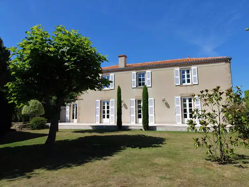 Maison, 165 m²