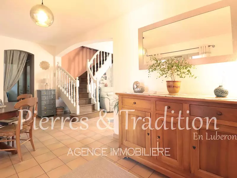 Maison, 136 m²