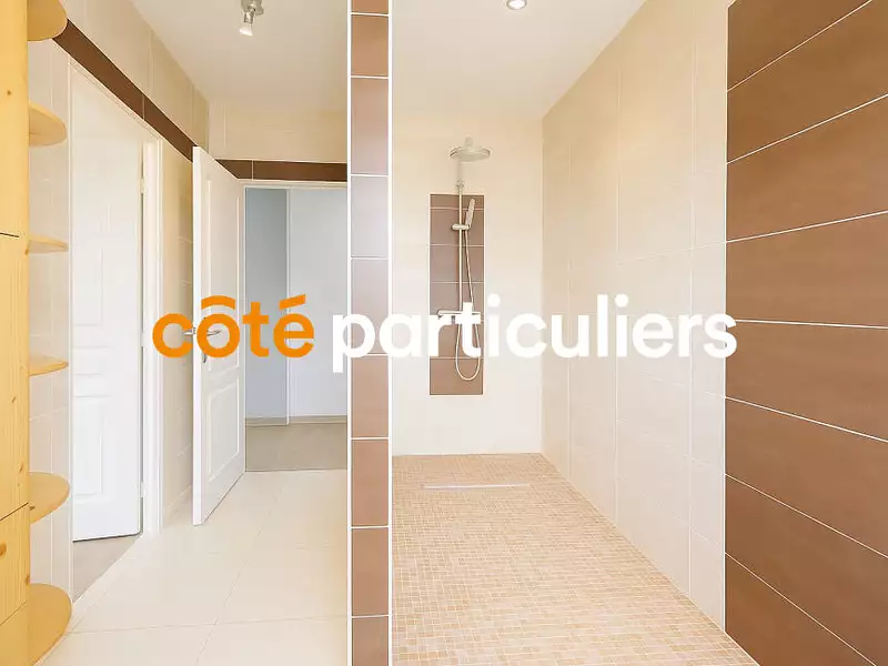 Maison, 164 m²