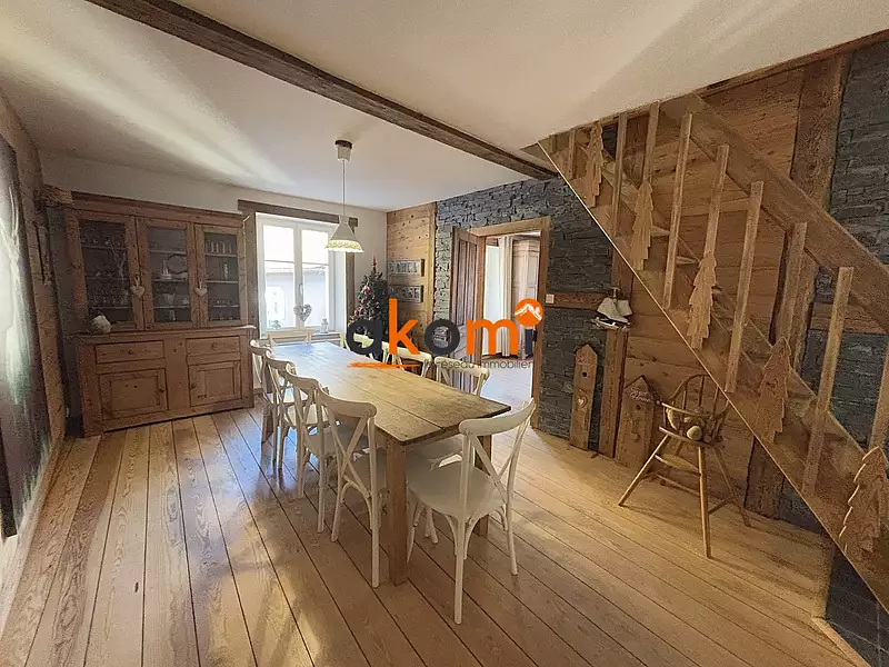 Maison, 183 m²