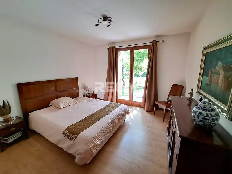 Maison, 264 m²