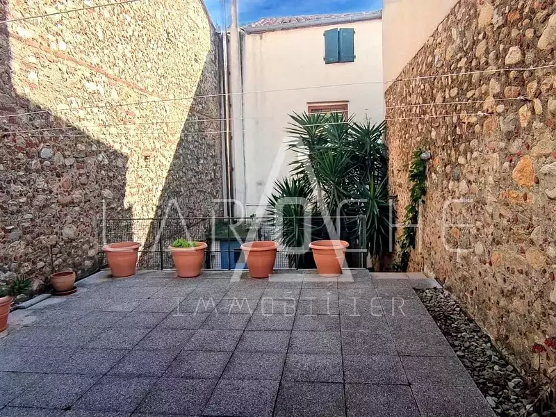 Maison, 221 m²