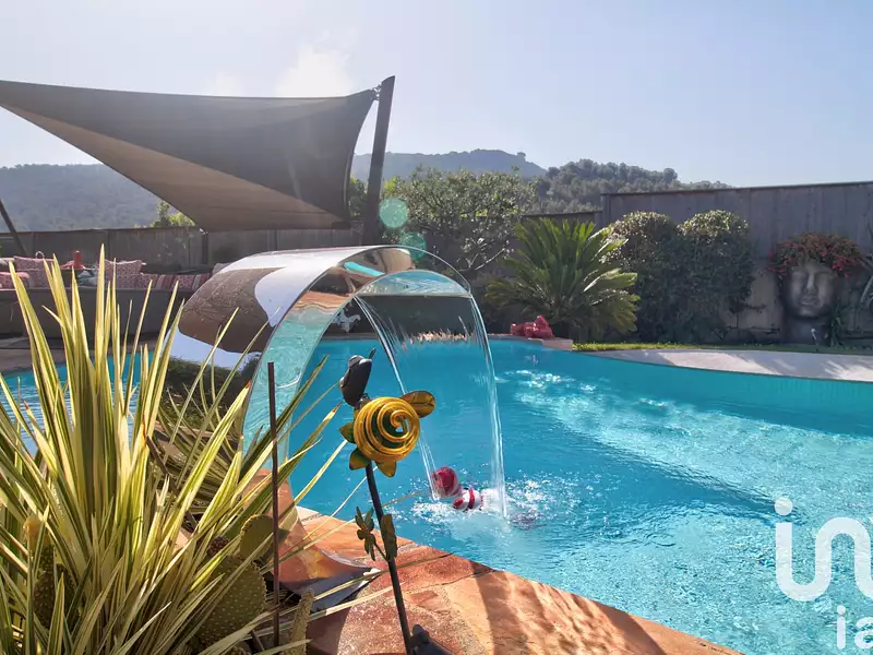 Maison, 105 m²
