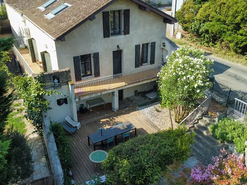 Maison, 157 m²