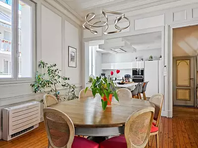 Maison, 235 m²