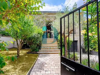 Maison, 230 m²