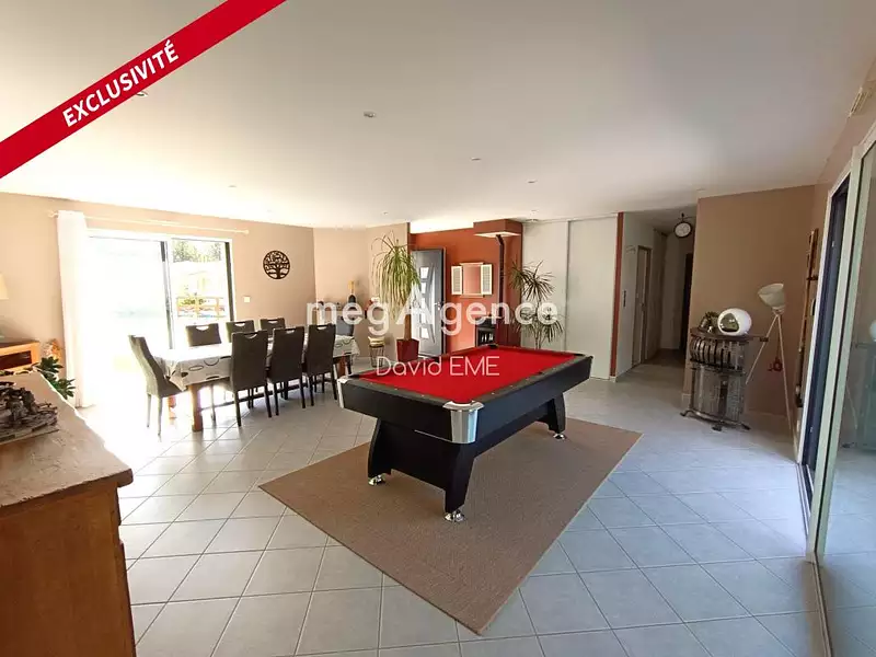 Maison, 145 m²