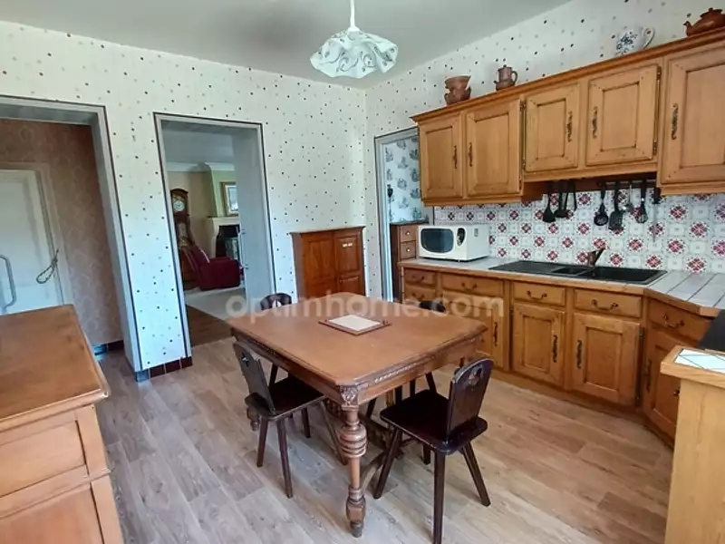 Maison, 210 m²