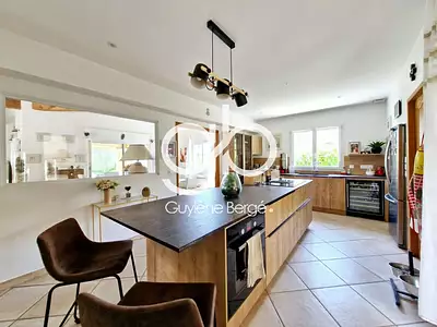 Maison, 192 m²