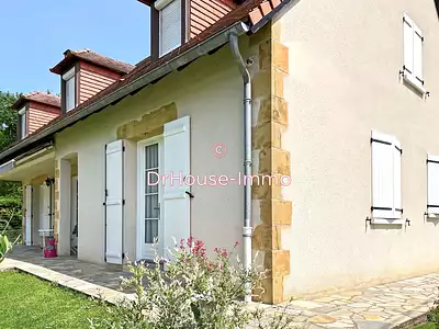 Maison, 153 m²