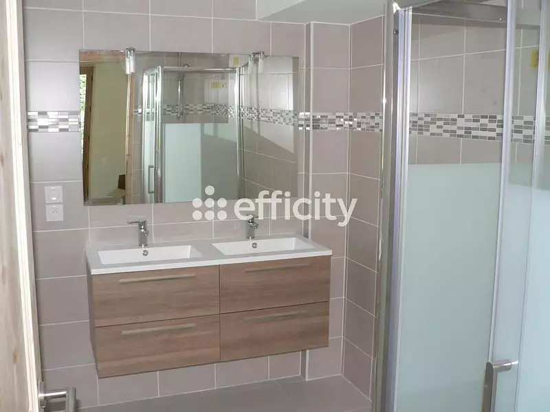 Maison, 160 m²