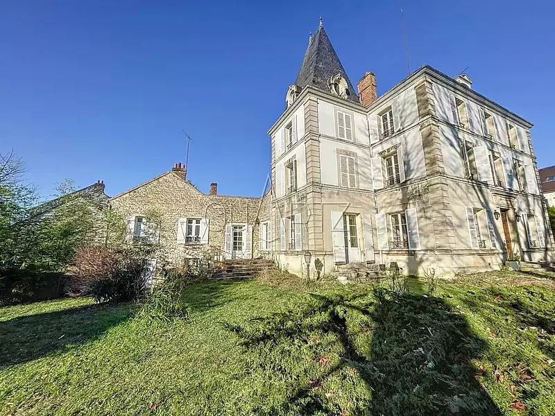 Maison, 288 m²