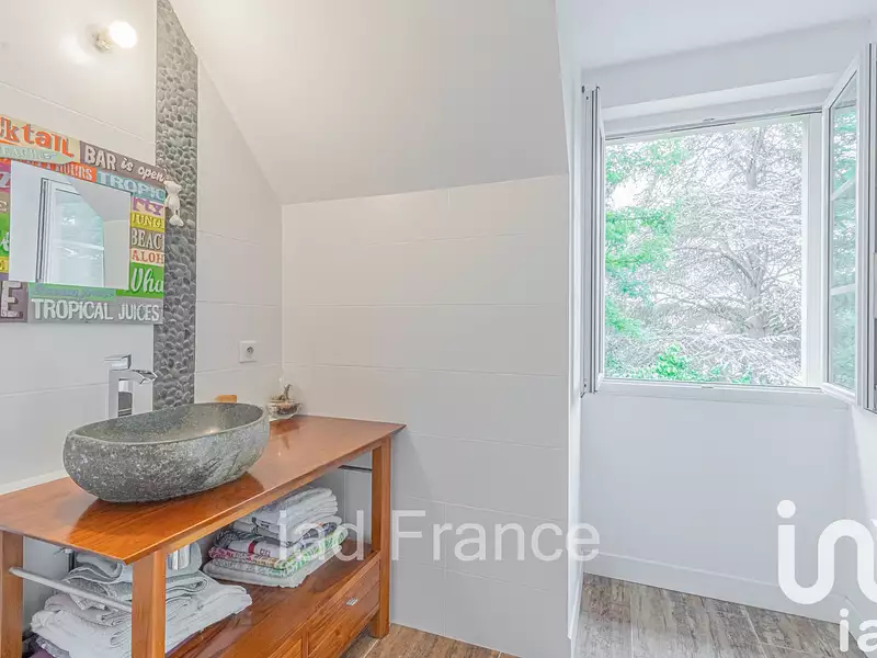 Maison, 270 m²