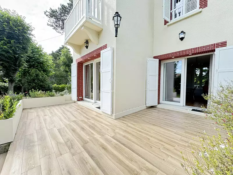 Maison, 180 m²