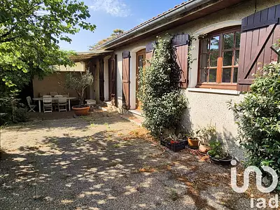 Maison, 331 m²