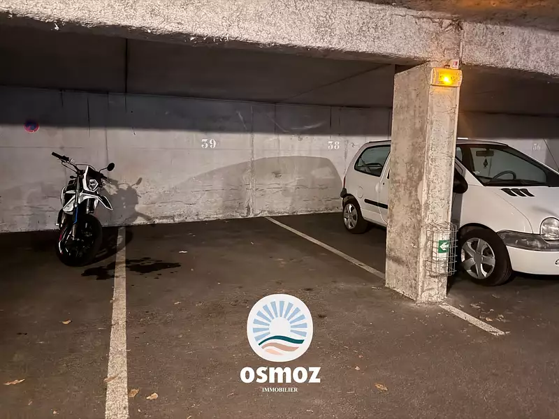 Parking, 12 m²
