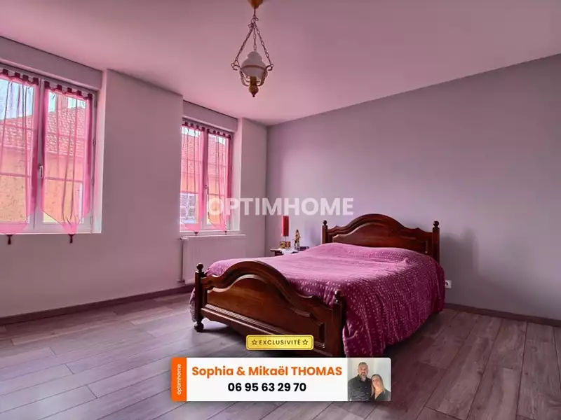 Maison, 225 m²