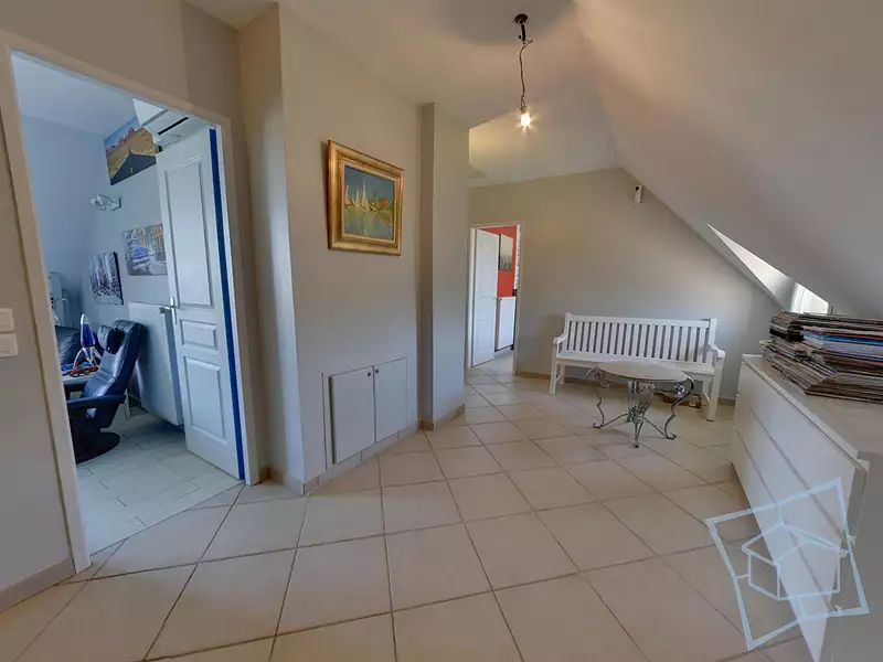 Maison, 205 m²