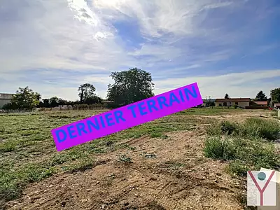 Terrain, 858 m²