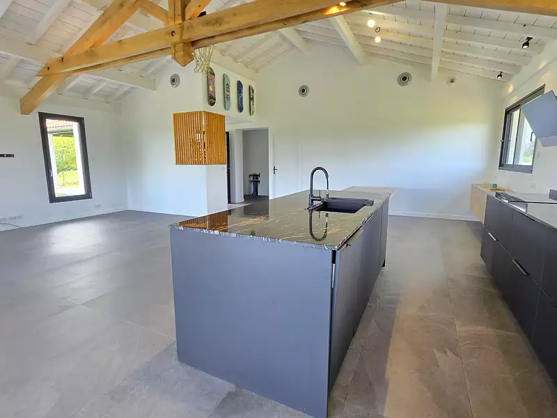 Maison, 183 m²