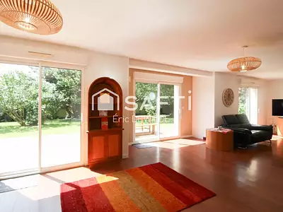 Maison, 146 m²