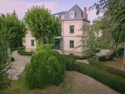 Maison, 3 500 m²