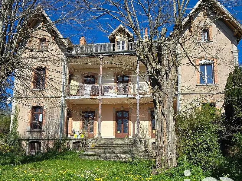 Maison, 260 m²