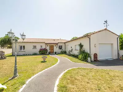 Maison, 176 m²