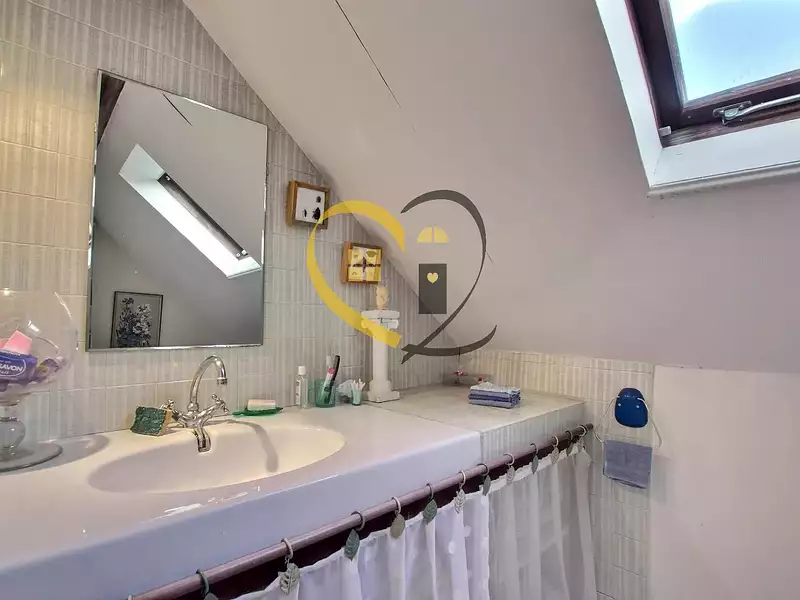 Maison, 180 m²
