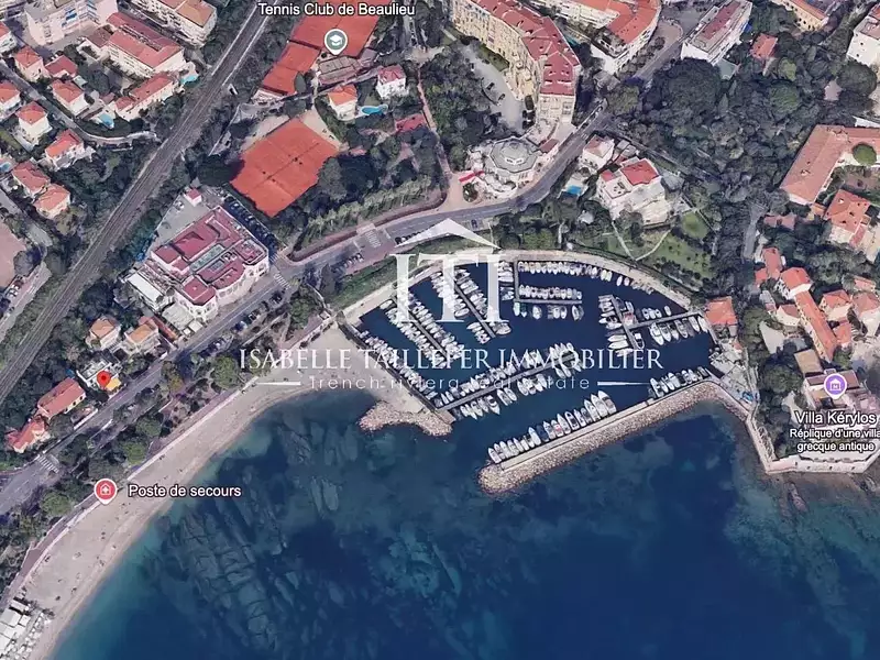Maison, 280 m²