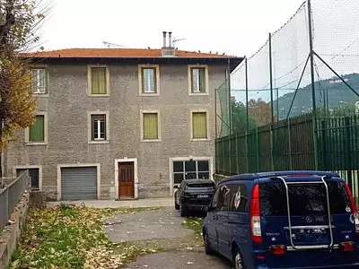 Maison, 285 m²