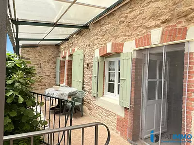 Immeuble, 242 m²