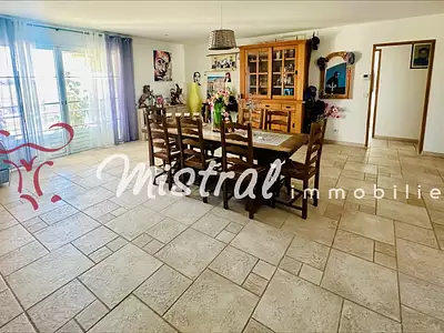 Maison, 141 m²