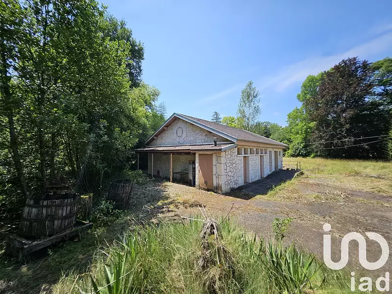 Maison, 780 m²