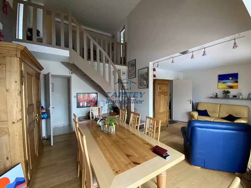 Maison, 132 m²