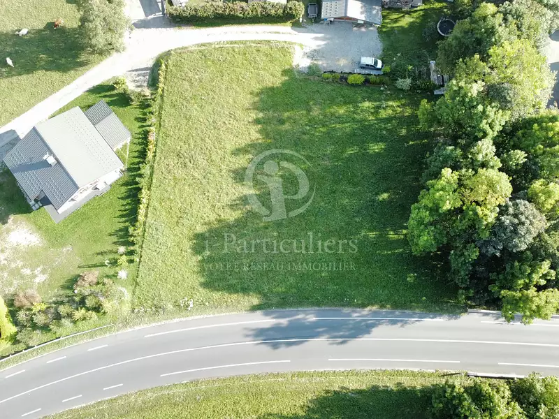 Terrain, 1 200 m²