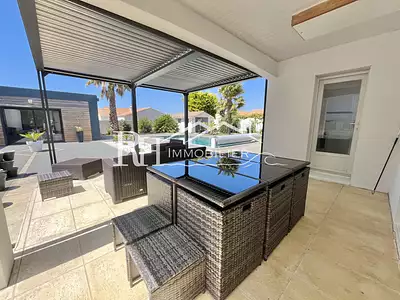 Maison, 198 m²