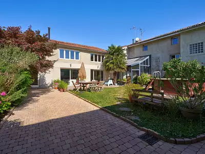 Maison, 226 m²
