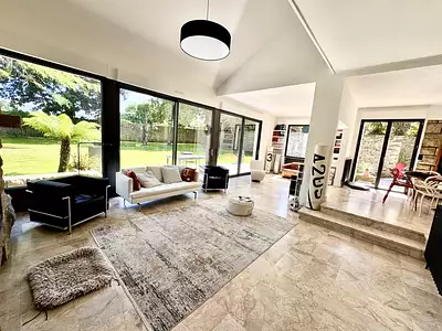 Maison, 311 m²
